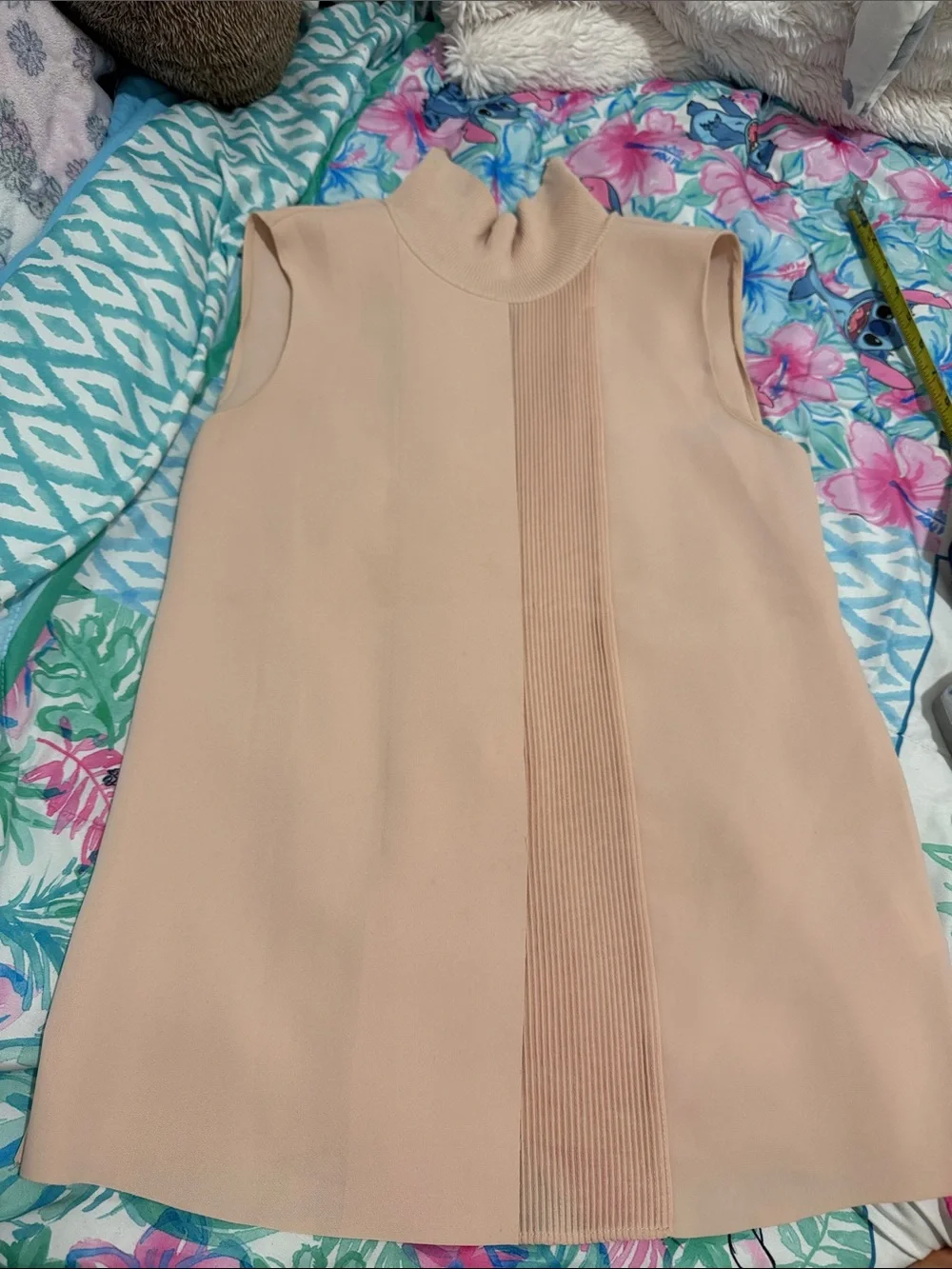 Vince women Sleeveless Turtleneck top XS fits XS- S- M - Picture 1 of 11